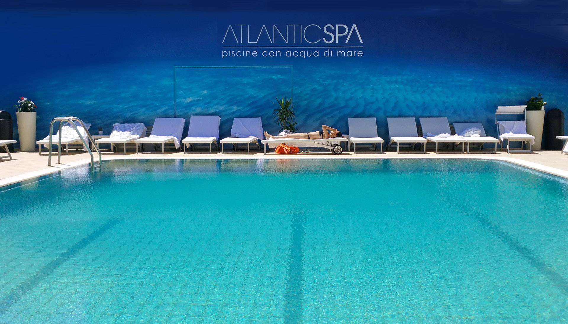 Atlantjde, la piscina coperta con acqua di mare a 30°